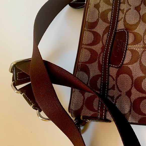 SOLD Coach Brown & Tan Signature- Crossbody Bag - Picture 6 of 8